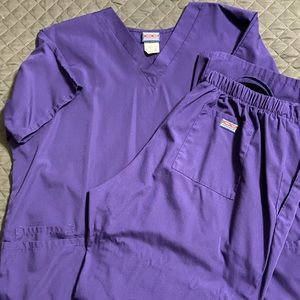 Women’s Scrubs